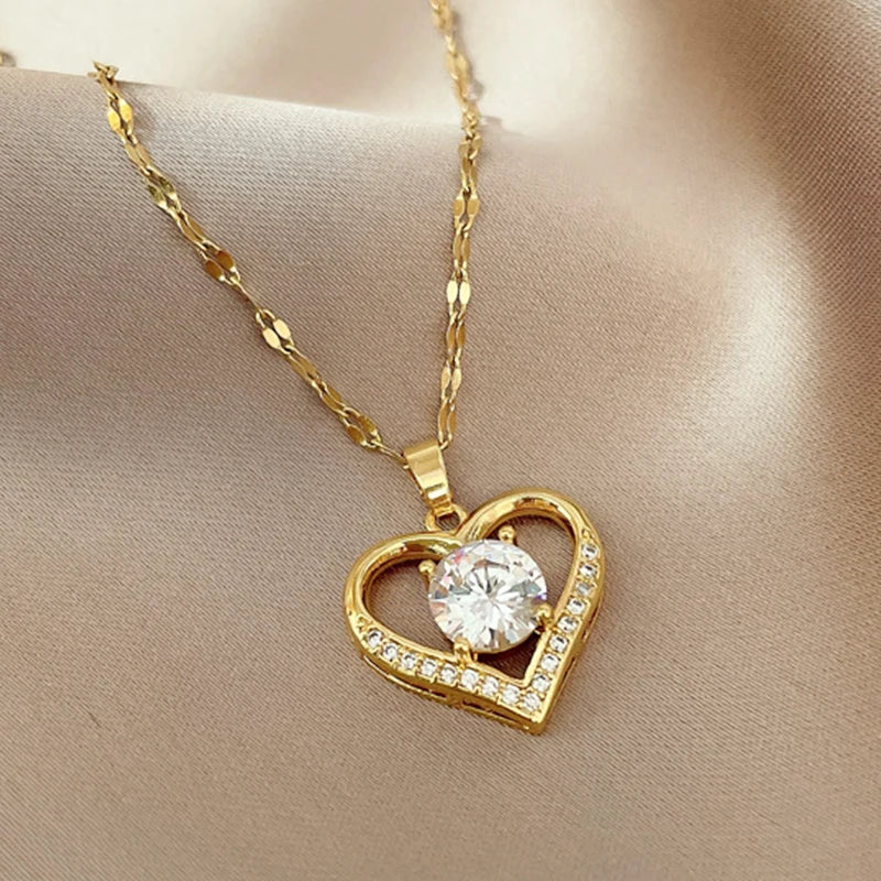 Artificial Gems Heart Pendant Necklace for Women 2022 Golden Stainless Steel Lips Neck Chain Female Necklaces Jewelry for Girl